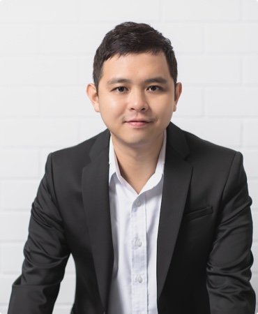 Thomas Kong Kar Wai - Senior Business Advisor and Non-Executive